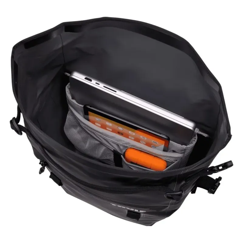 Thule 5406 Shield commuter pannier 22L black