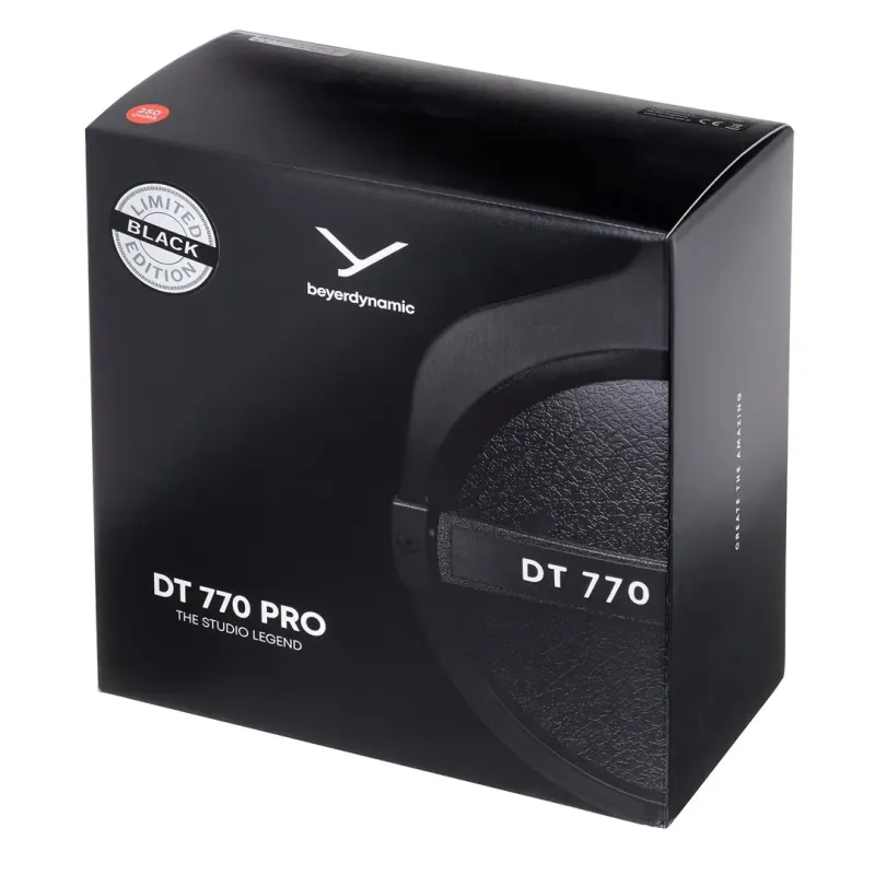 Beyerdynamic DT 770 PRO 250 OHM Black Limited Edition - closed studio headphones