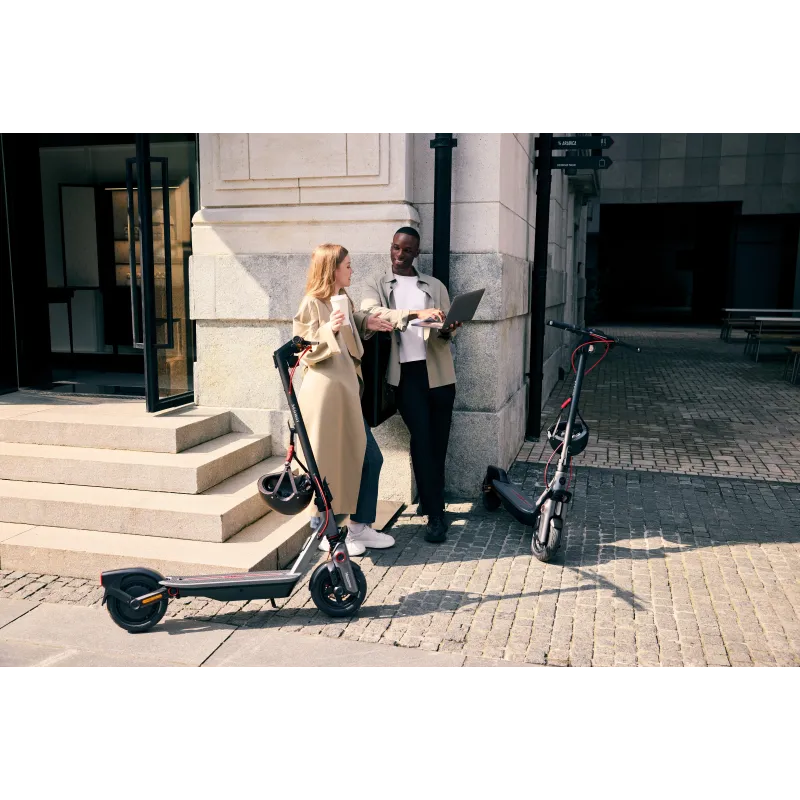 Segway F3 Pro E eKickScooter Up to 25 km/h 10 " Black