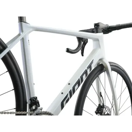 Road bike GIANT TCR Advanced 2 PC (2025) Illusion White (M/L)