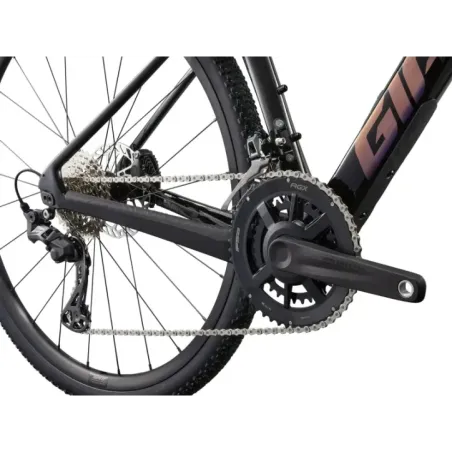 Gravel bike GIANT Revolt Advanced 2 (2025) Carbon (M/L)