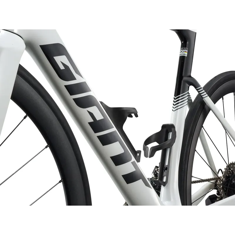 Road bike GIANT Propel Advanced 2 (2027) White (M)