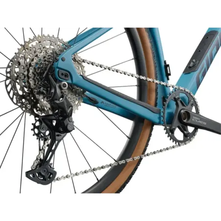 Gravel bike GIANT Revolt Advanced 3 (2026) Aquarium (M/L)