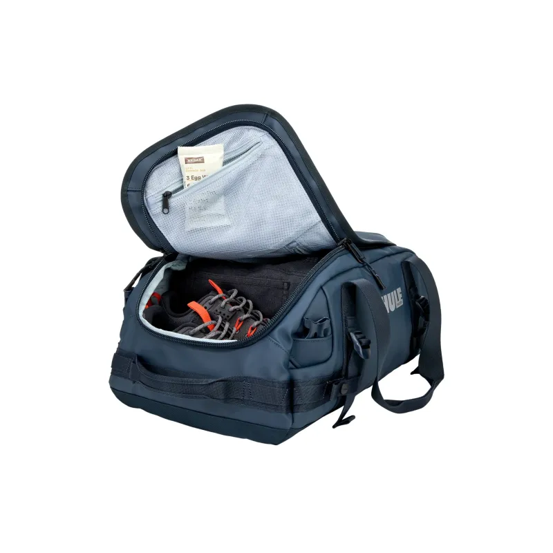 Thule 5586 Chasm 30L duffel bag darkest blue