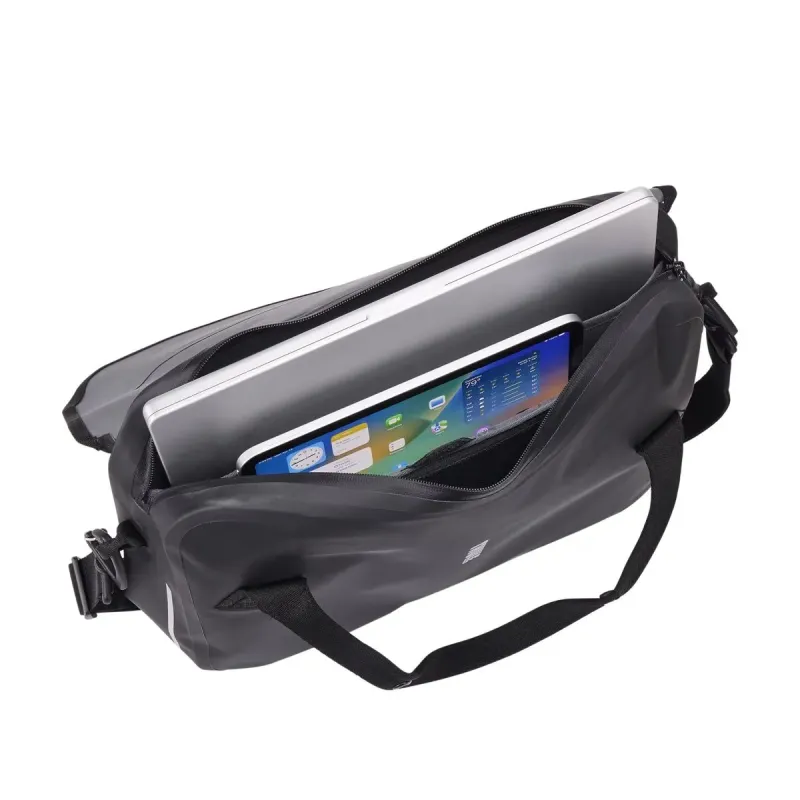 Thule 5479 Shield Attache Inlock 16