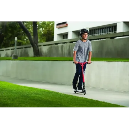 Razor Beast V6 Scooter RD/BK SMU INTL