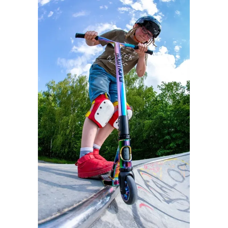 Stunt Scooter Raven Evolution Switch Neo Chrome 110mm