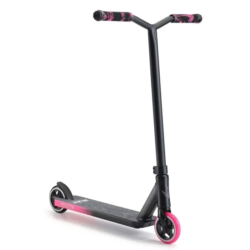 Trick Scooter Blunt S3 Complete Black/Pink