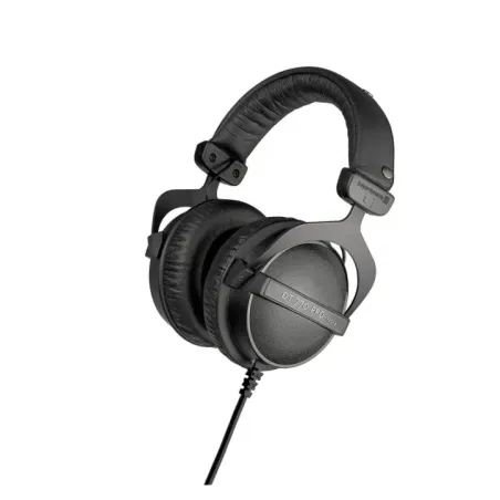 Beyerdynamic Wired DT 770 PRO 32 Wired On-Ear Noise canceling