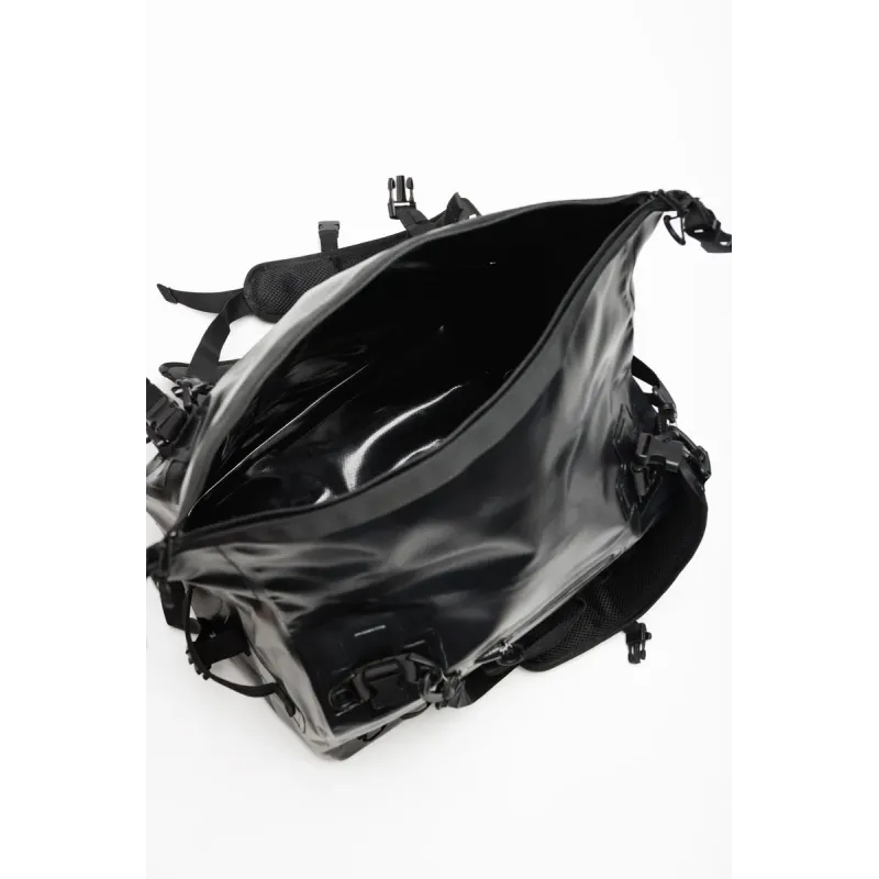 2-in-1 Waterproof Bag/Backpack Resono B40 40L Matte Black 2-in-1 Waterproof Bag/Backpack Resono B40 40L Matte Black