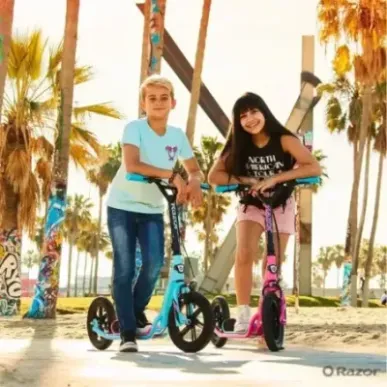 Razor Flashback Scooter, Pink