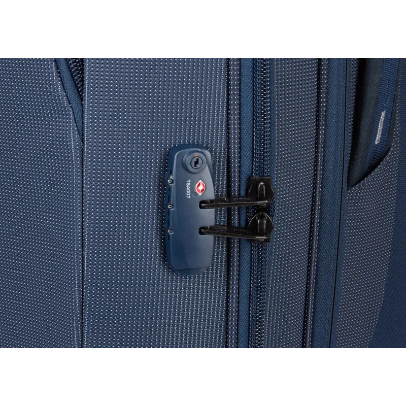 Thule 4038 Crossover 2 Spinner C2S-30 Dress Blue Thule 4038 Crossover 2 Spinner C2S-30 Dress Blue