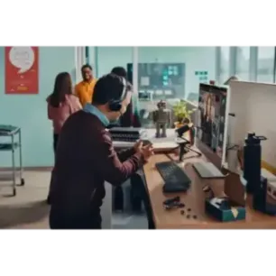 POLY Voyager Focus 2 Microsoft Teams Certified with charge stand Headset