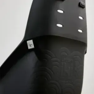 URBAN IKI Tylny fotelik na ramę U-me kolor BLACK/BLACK