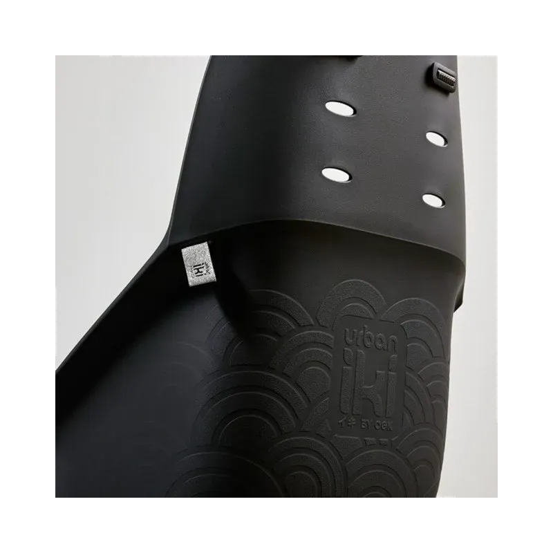 URBAN IKI Tylny fotelik U-me Easyfix NA BAGAŻNIK kolor BLACK/BLACK