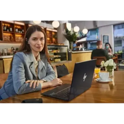 Poly Voyager Legend 30 Headset