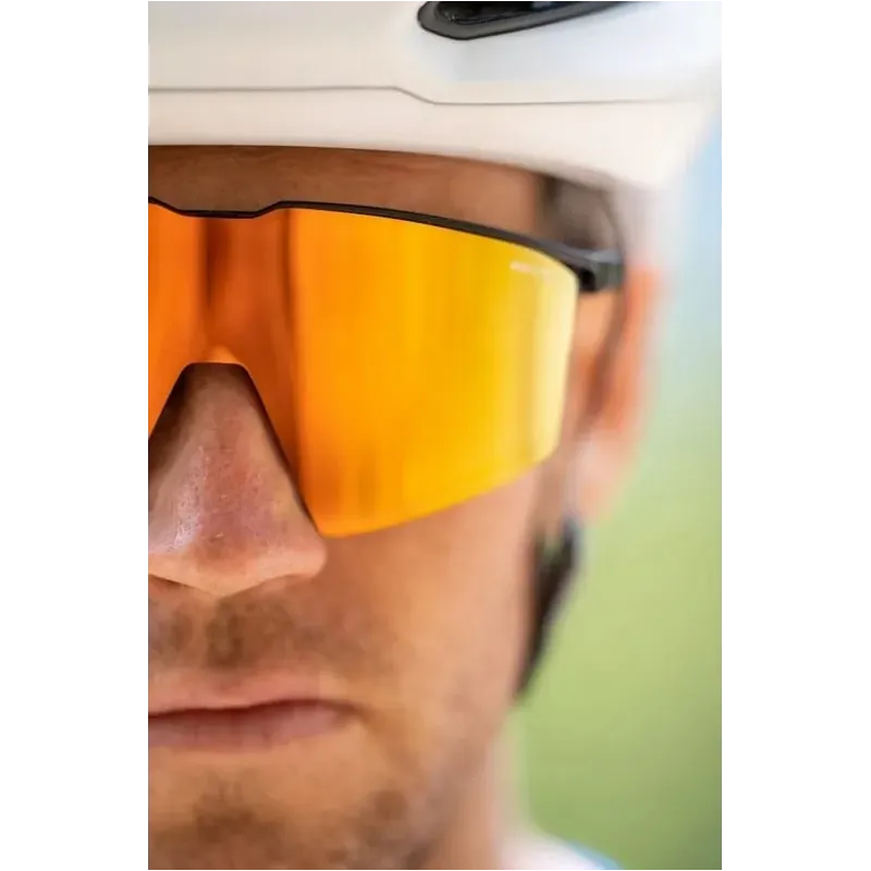 Okulary Julbo Edge - czarny/czerwony