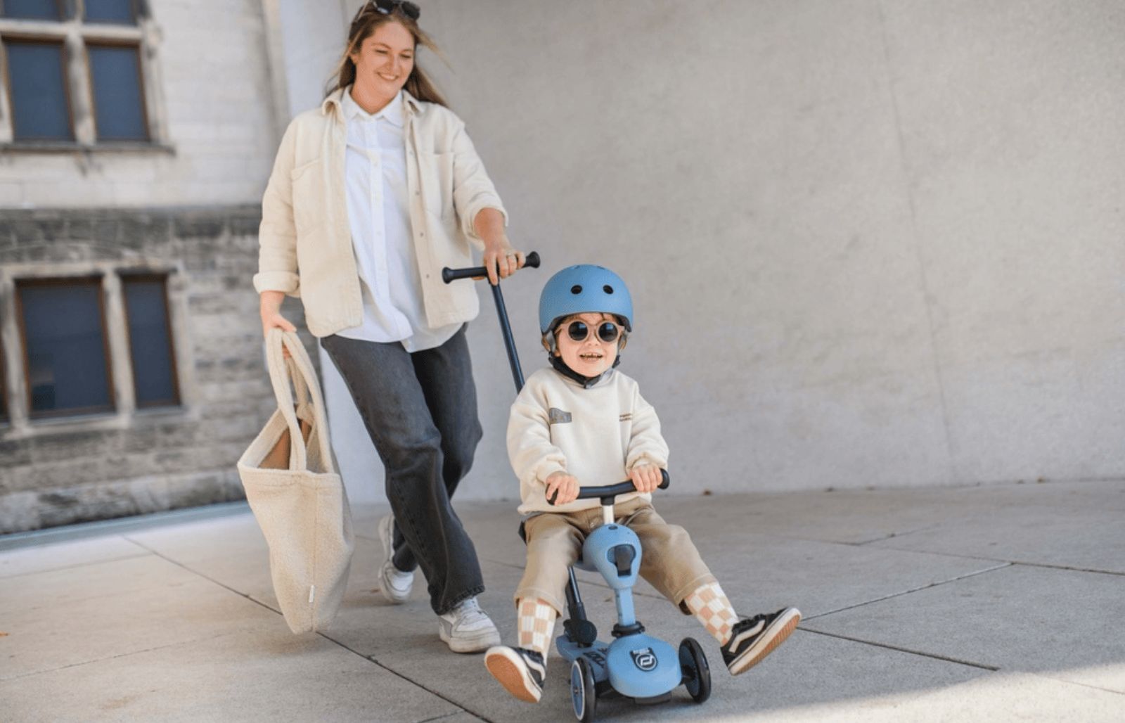 How to choose a three-wheeled scooter for children